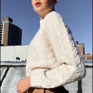 SOLD Aritzia Sunday Best Melly Sweater